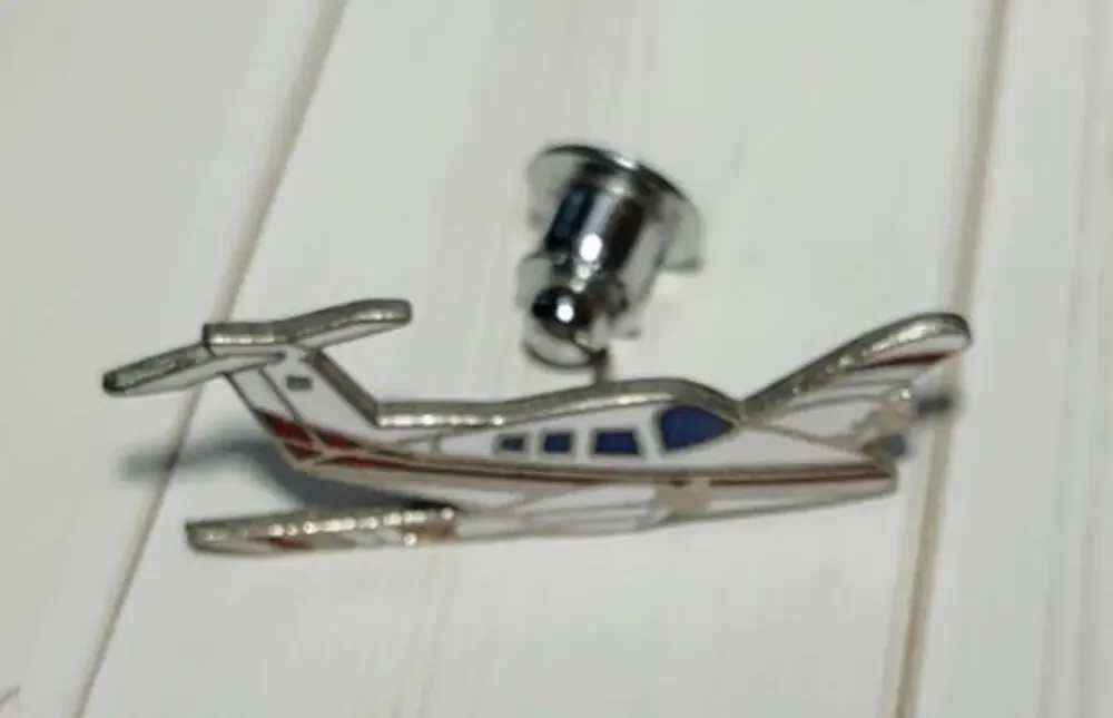 Beechcraft Duchess Model 76 BE-7 Twin-Engine Turboprop Airplane Enamel Pin